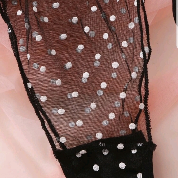 Dobby Mesh Ruffle Lingerie Set - Picture 3 of 4